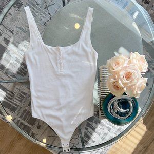 Express Ribbed Tank Bodysuit - White Size M